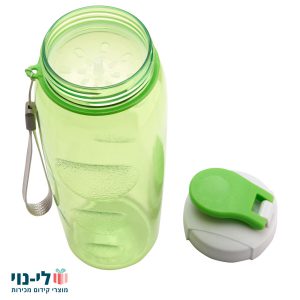 בקבוק שתיה עם מסננת