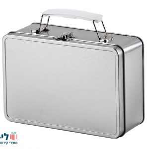 מזוודת מתכת